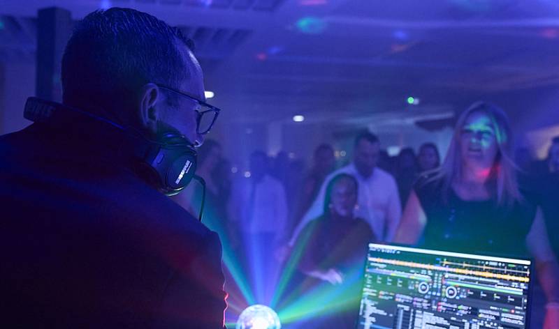 Stéphane DALIA aux platines