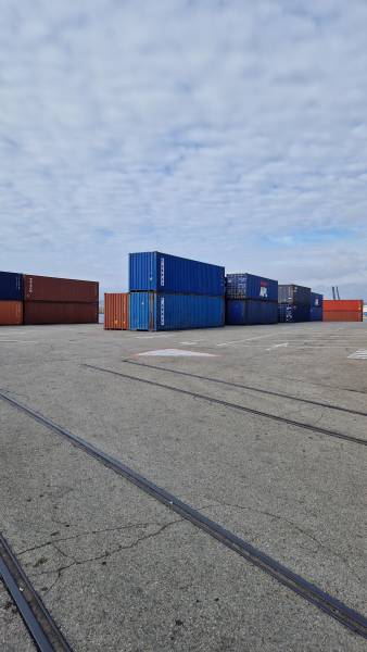 Nouveau !! Vente de conteneurs/containers d'occasion 20' et 40' et autres en livraison dans toute la France