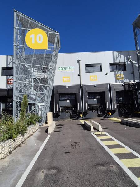 Nouveau à Châteaurenard - «IST DALIA AGENCE DOUANES SERVICES - Votre hub douane & logistique BIO »